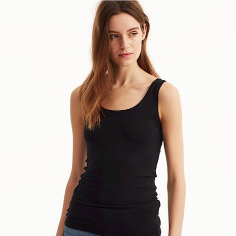 mbym-sina-go-green-basic-top-sort-trendhouse.jpg